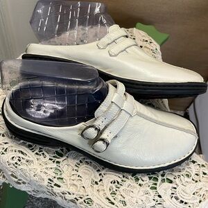 Gen. Leather Mules, 7.5, Winter White